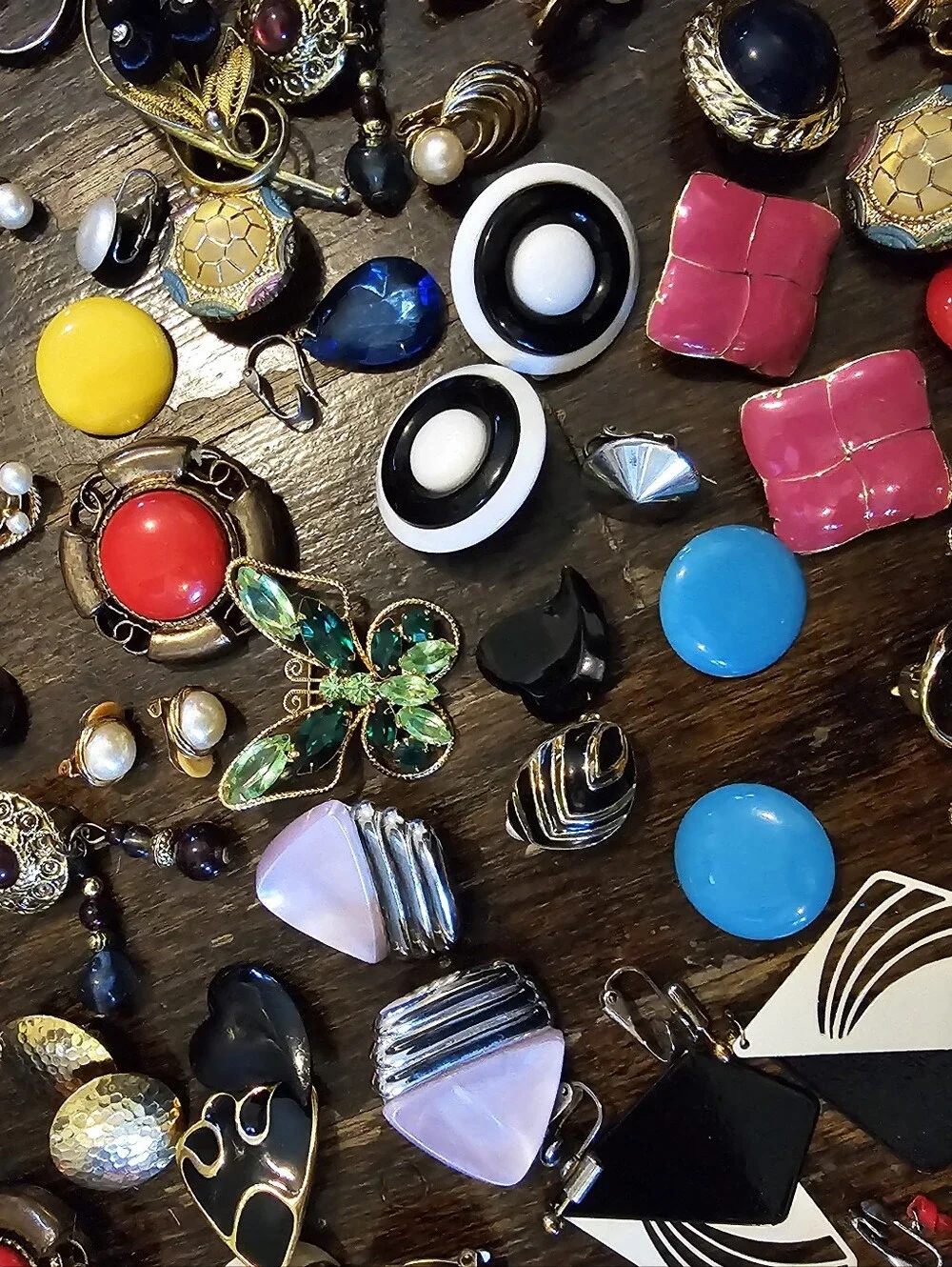 Mixed Vintage Clip-On Earrings And Brooches Lot - Bright Multi-Color